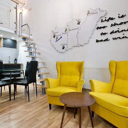 Standard Apartment By Hi5- Rose Street'S Home Budapest Exteriör bild