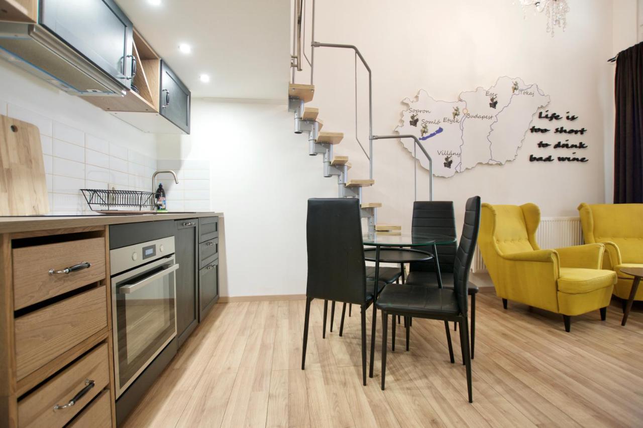 Standard Apartment By Hi5- Rose Street'S Home Budapest Exteriör bild